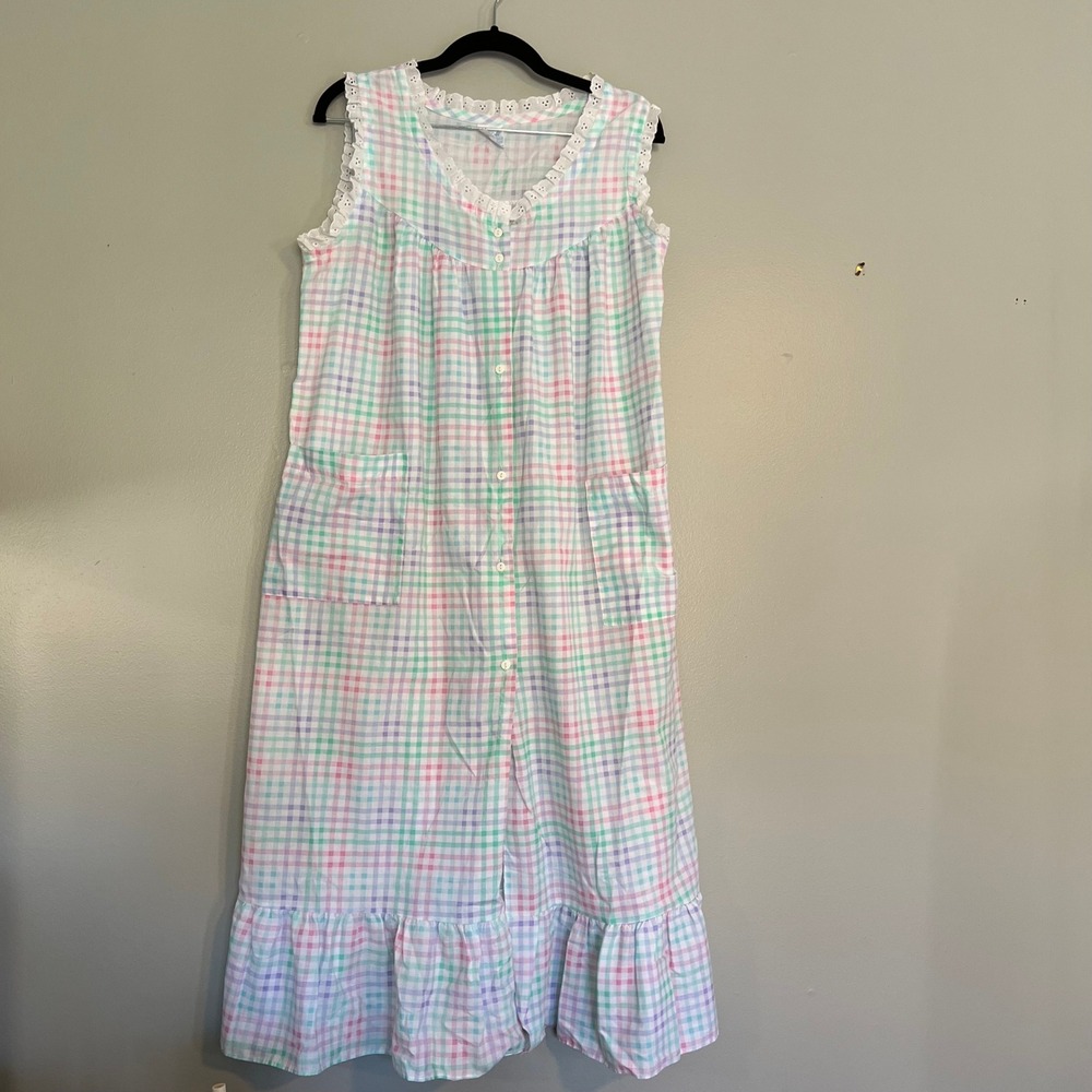 Vintage Carole Gingham Nightgown Small Pastel Pink Green‎ Plaid Ruffle Lace USA